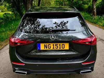 Mercedes C 220 C 220d AMG Avantgarde LED+Night+Ka+Keyl. (2022) - Foto 5