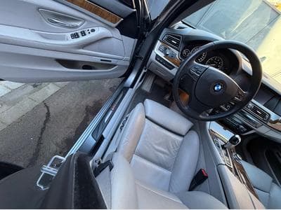BMW 550 (2012) - Photo 1