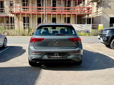 VW Golf VIII 1.0 eTSI 110 DSG7 Life NAVI/CAM/ACC (2022) - Photo 5