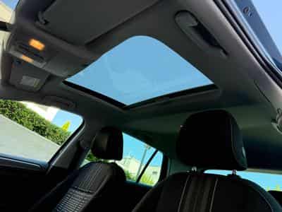 VW Golf VII 1.6 TDI LOUNGE 110 PS FAP (2015) - Photo 9