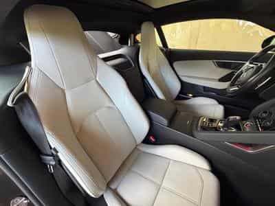 Jaguar F-Type Coupé P300 / Meridian / Pano / 19" (2021) - Photo 8