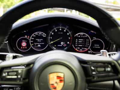 Porsche Panamera 4S E-Hybrid (2022) - Photo 8