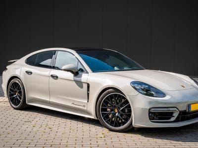 Porsche Panamera 4S E-Hybrid (2022) - Foto 1