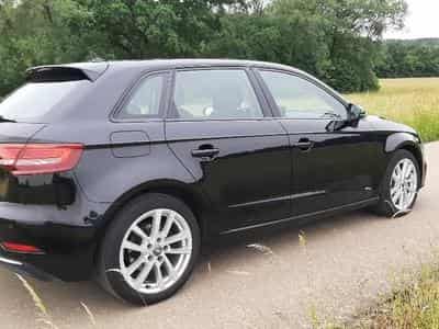 Audi A3 Audi A3 Sportback noir metallisé (2019) - Photo 1