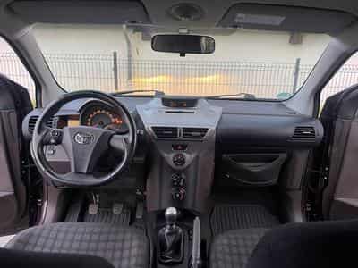 Toyota iQ (2010) - Photo 5