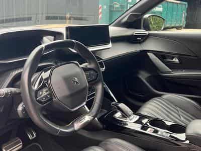 Peugeot 208 GT (2020) - Photo 5