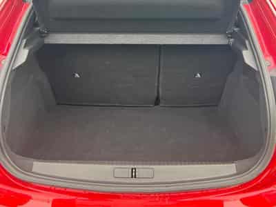 Peugeot 208 GT (2020) - Photo 9
