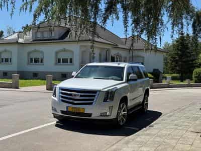 Cadillac Escalade Premium 6.2 4x4 (2016) - Photo 1