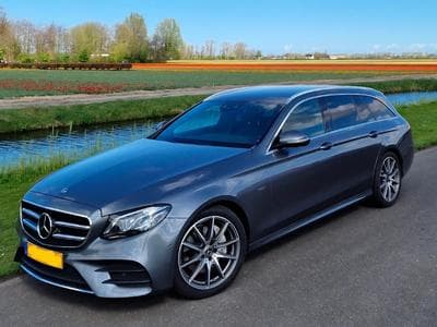 Mercedes E 220 AMG-Line + Sport Style (2020) - Photo 1