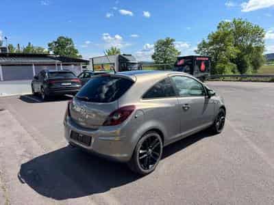 Opel Corsa 1.2 (2014) - Photo 3
