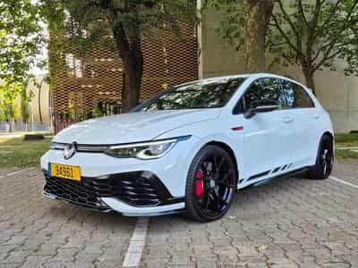 VW Golf VIII GTI CLUBSPORT (2022) - Foto 1