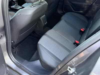 Peugeot 208 Allure Pack (2023) - Photo 9