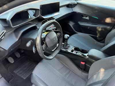 Peugeot 208 Allure Pack (2023) - Photo 10