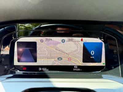 VW Golf VIII 1.0 eTSI 110 Life (2022) - Photo 15