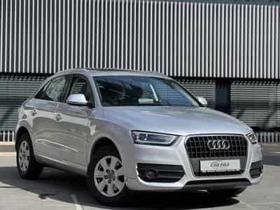 Audi Q3 AUTOMATIQUE / QUATTRO / ESSENCE / PANORAMIQUE (2012) - Photo 2