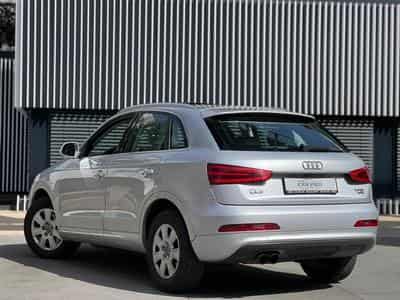 Audi Q3 AUTOMATIQUE / QUATTRO / ESSENCE / PANORAMIQUE (2012) - Photo 4