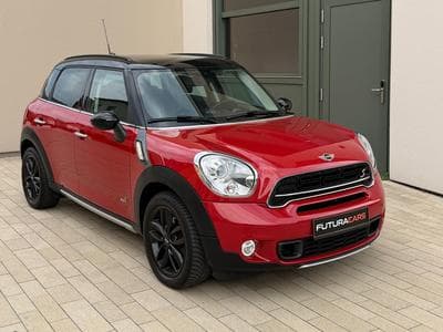 Mini Countryman Cooper S ALL4 (2015) - Foto 1