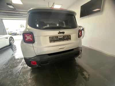 Jeep Renegade Black Star (2021) - Photo 5