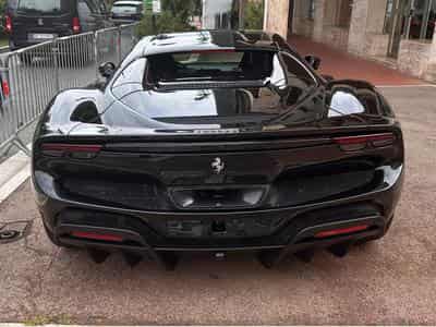 Ferrari 296 GTS (2025) - Foto 5