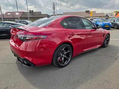 Alfa-Romeo Giulia QUADRIFOGLIO 2.9 V6 BI-TURBO 520 AT8 (2024) - Photo 4