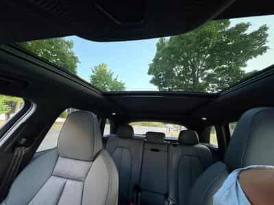 Audi Q5 S Line quattro Pano Air Susp 360 Matrix (2025) - Photo 10