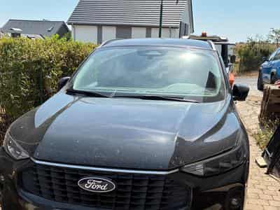 Ford Kuga Titanium 1,5 L ECOB Auto (2024) - Photo 1