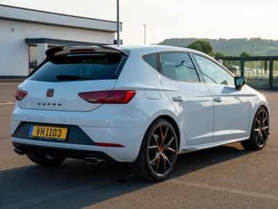 Seat Leon Cupra Carbon Edition (2020) - Photo 1