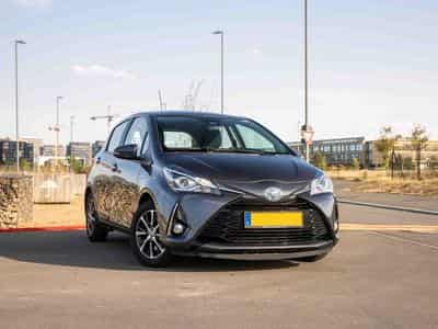 Toyota Yaris 1.5 Hybride e-CVT - Y20 Edition (2019) - Photo 1