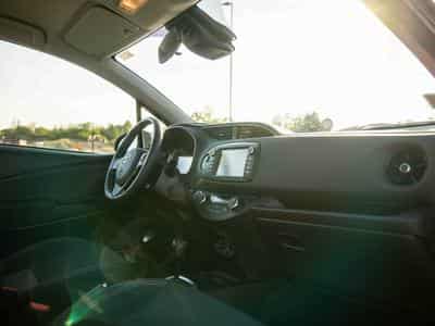 Toyota Yaris 1.5 Hybride e-CVT - Y20 Edition (2019) - Photo 14