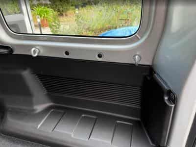Suzuki Jimny JIMNY ALLGRIP GPS + HIFI ALPINE + 220V (2023) - Photo 6