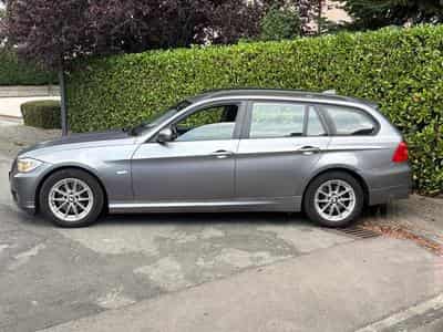 BMW 318 Serie 3 E91 Touring (2011) - Foto 3
