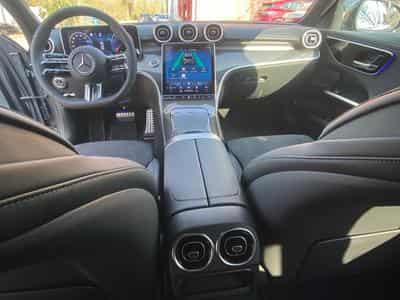 Mercedes C 200 C 220 D AMG (2023) - Photo 3