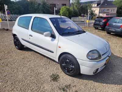 Renault Clio AUTOMATIQUE (1999) - Foto 1