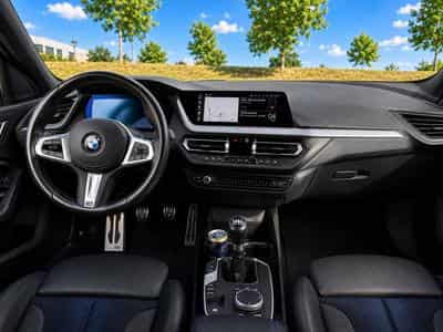 BMW 218 Gran Coupé M pack - Jantes 18" M - toit ouvrant (2021) - Foto 5