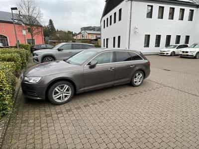 Audi A4 (2015) - Photo 1