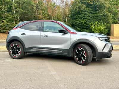 Opel Mokka GS Red Stripe (2022) - Photo 9