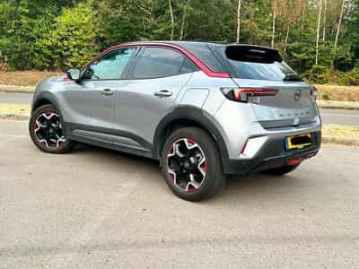 Opel Mokka GS Red Stripe (2022) - Photo 10