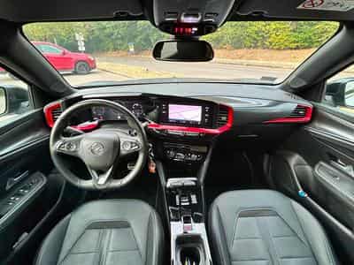 Opel Mokka GS Red Stripe (2022) - Photo 13