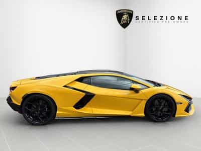 Lamborghini Revuelto 2025 (2026) - Foto 2