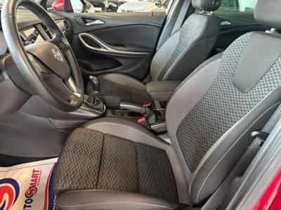 Opel Astra K (2021) - Photo 13