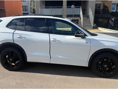 VW Tiguan R-Line (2024) - Foto 1