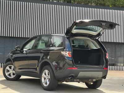 Land-Rover Discovery AUTOMATIQUE / DIESEL / PANORAMIQUE / (2016) - Photo 8