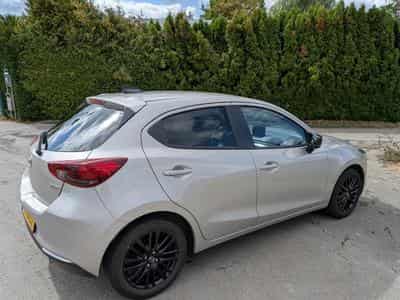 Mazda 2 e-SKYACTIV (2023) - Photo 7