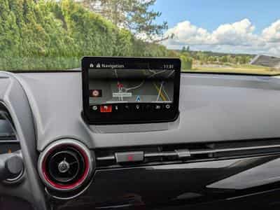 Mazda 2 e-SKYACTIV (2023) - Photo 11