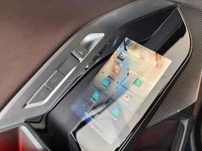 BMW 740 d xDrive DAB Aktivlenkung RFK (2025) - Foto 14