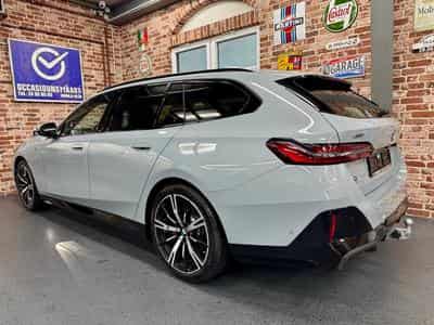BMW 540 540dA Touring 3.0 303cv Auto xDrive M-SPORT PRO (New Model) (2025) - Photo 2