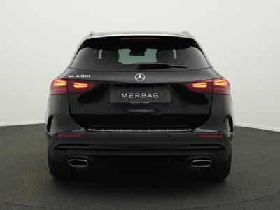Mercedes GLA 180 AMG-Line Premium Plus (2025) - Photo 4