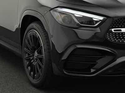 Mercedes GLA 180 AMG-Line Premium Plus (2025) - Photo 9