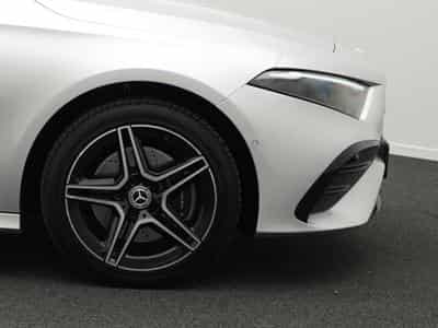 Mercedes A 250 e AMG-Line LED+Pano+Night+Keyless (2023) - Photo 8