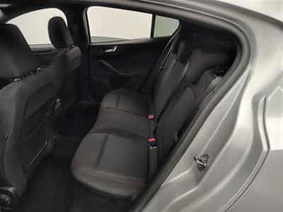 Ford Focus 1.5 EcoBlue 115cv PowerShift ST-Line NAVI / FULL LED / CAM (2025) - Foto 12